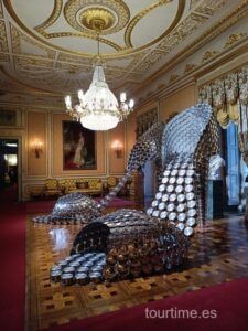 Giant heels of Marilyn, a work by Joana Vasconcelos