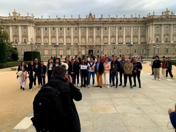 A company group in front of the Royal Palace on an incentive trip to Madrid. Tour Time
