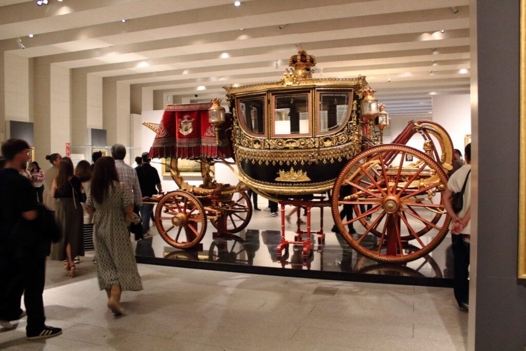 Visit to the Royal Collections Gallery - TourTime