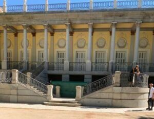 Main facade of El Capricho Palace-tour time